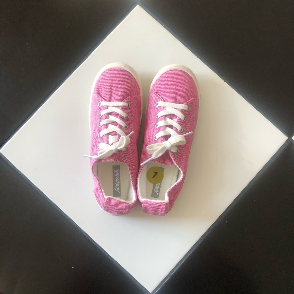 2/$30✨ NEW Aeropostale Pink Sparkle Shoes